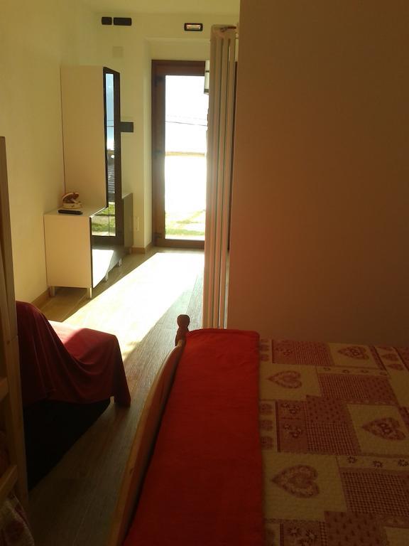 Agriturismo Botton D'Oro Dongo Ruang foto